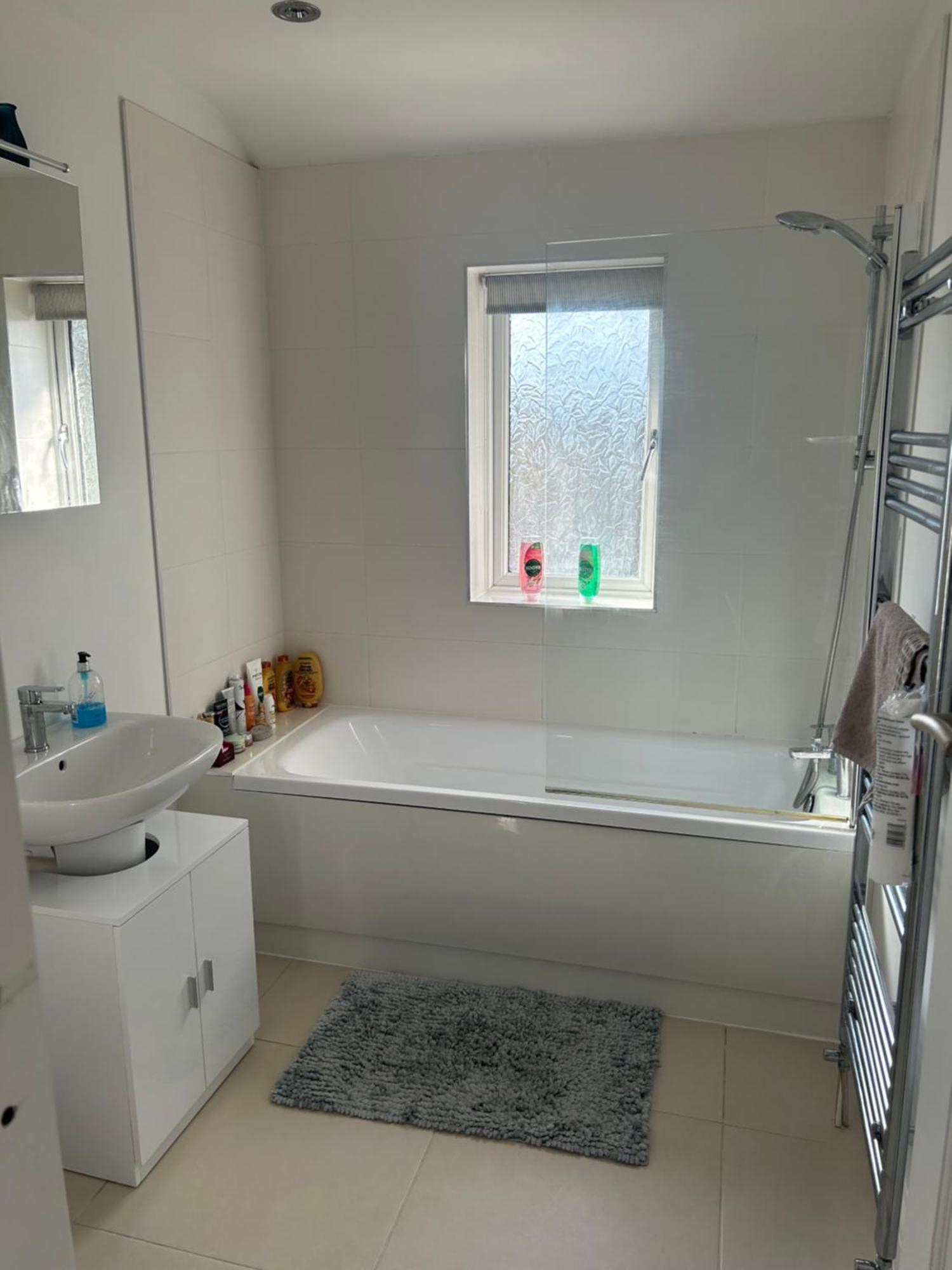 Lovely, Large Double Bedroom With Park View In Home Hazel Grove Eksteriør bilde