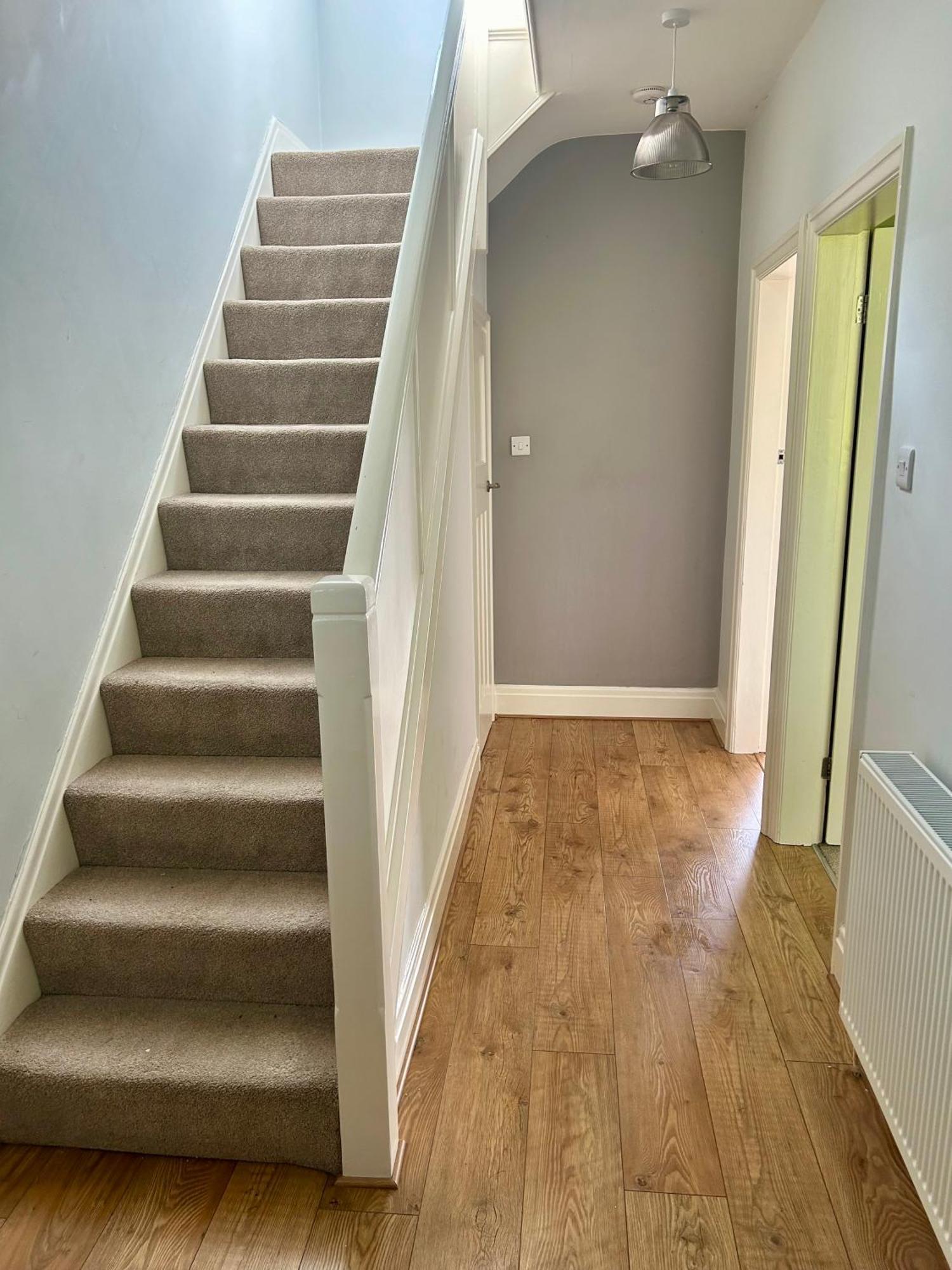 Lovely, Large Double Bedroom With Park View In Home Hazel Grove Eksteriør bilde